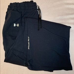 UnderArmour Loose fitting pants